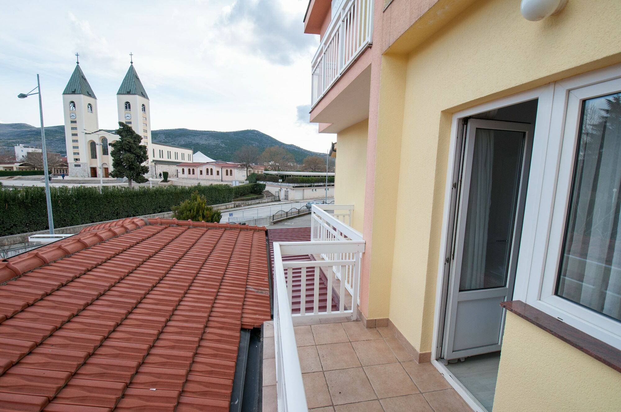 Pansion Obala Hotel Medjugorje Exterior photo